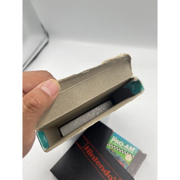 R.C. Pro-Am (Nintendo Entertainment System, 1988) With Original Box & Sleeve - Picture 14 of 16